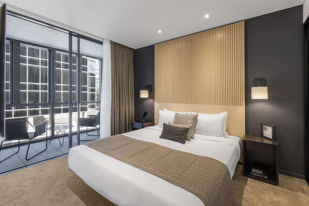 Skye Hotel Suites Parramatta Екстер'єр фото