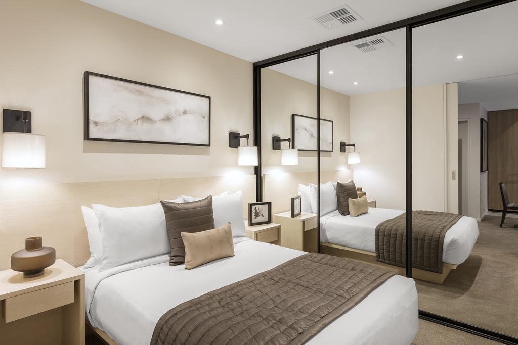 Skye Hotel Suites Parramatta Екстер'єр фото