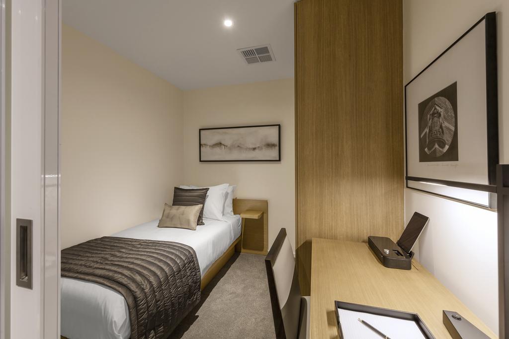 Skye Hotel Suites Parramatta Екстер'єр фото